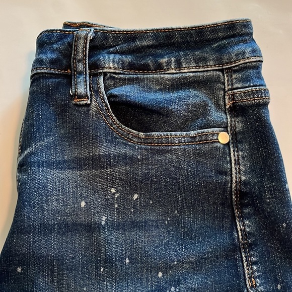 Judy Blue Cuffed High Rise Shorts Size L - Picture 14 of 16